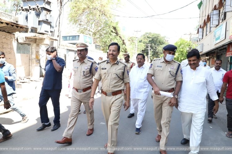 ప్రజాస్వామ్యాన్ని గెలిపించండి:సీపీ వీసీ సజ్జనార్